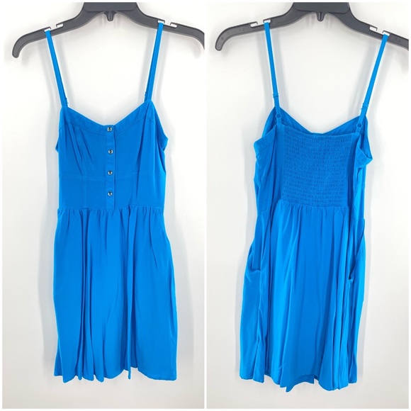 4 Dresses Bundle of Four Casual Mini Dresses Sleeveless Size S & XS - One NWT - Picture 2 of 16